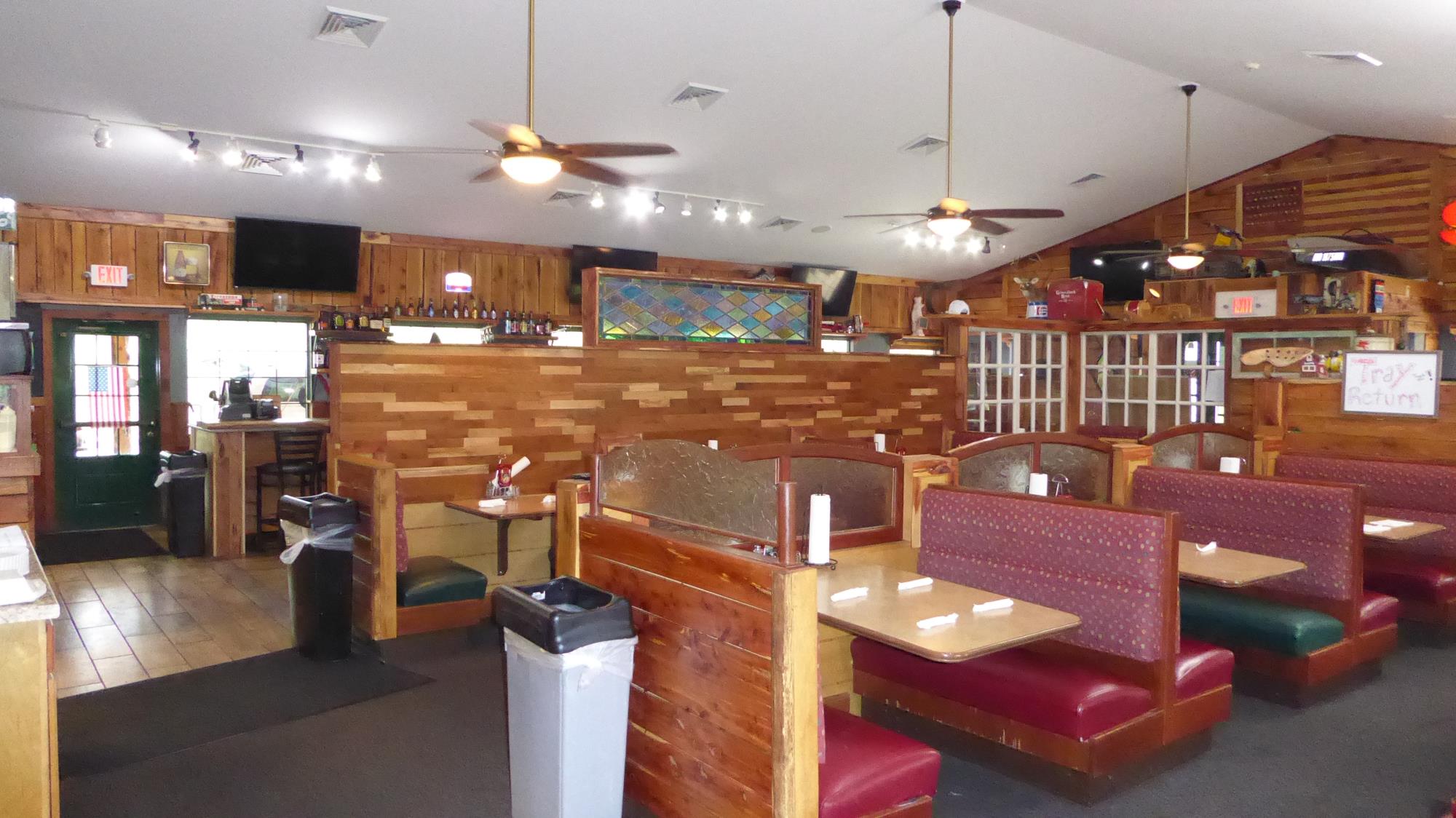 Cafe Smok N Pi Bar and Lounge – July 2022