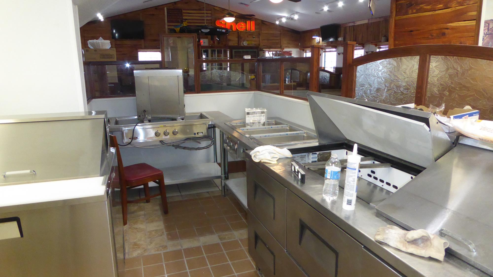 Cafe Smok N Pi serving counter – Under construction